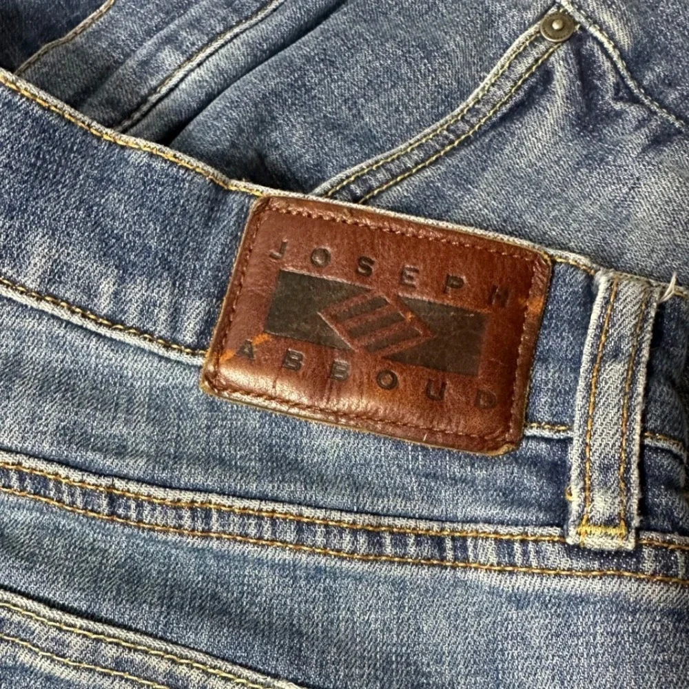 Joseph Abboud Slim Fit Jeans Mens 34x32 Blue Good Distressed Medium Wash Stretch